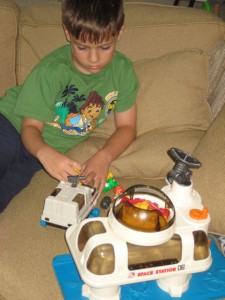 SpaceStation2 Space station toy - again